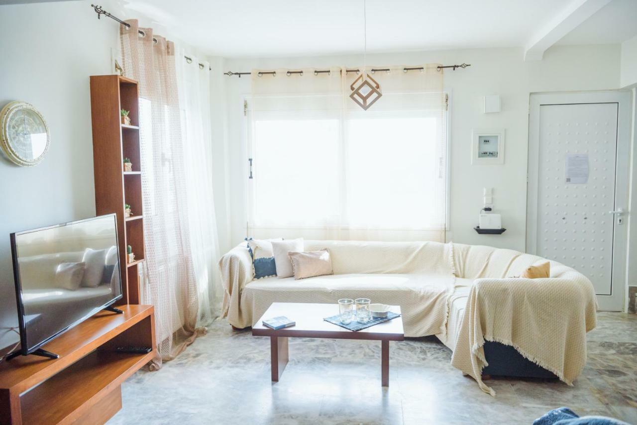 Akadimia Luxury Apartment Митилини Экстерьер фото