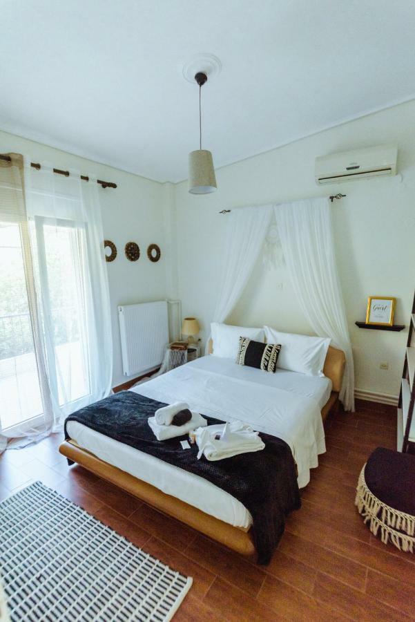 Akadimia Luxury Apartment Митилини Экстерьер фото