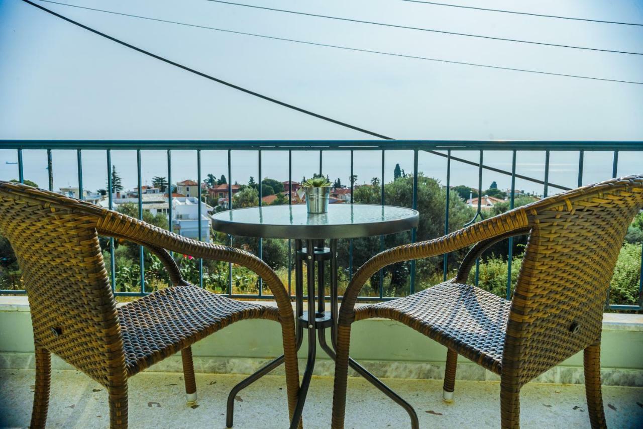 Akadimia Luxury Apartment Митилини Экстерьер фото